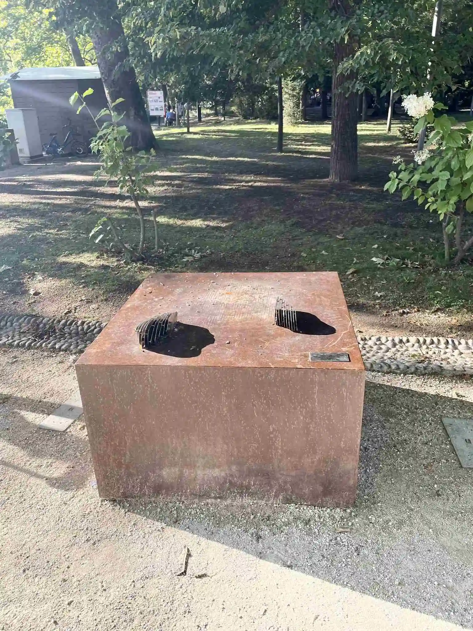 瑞士卢加诺中本聪雕像被盗 项目方及建造细节披露